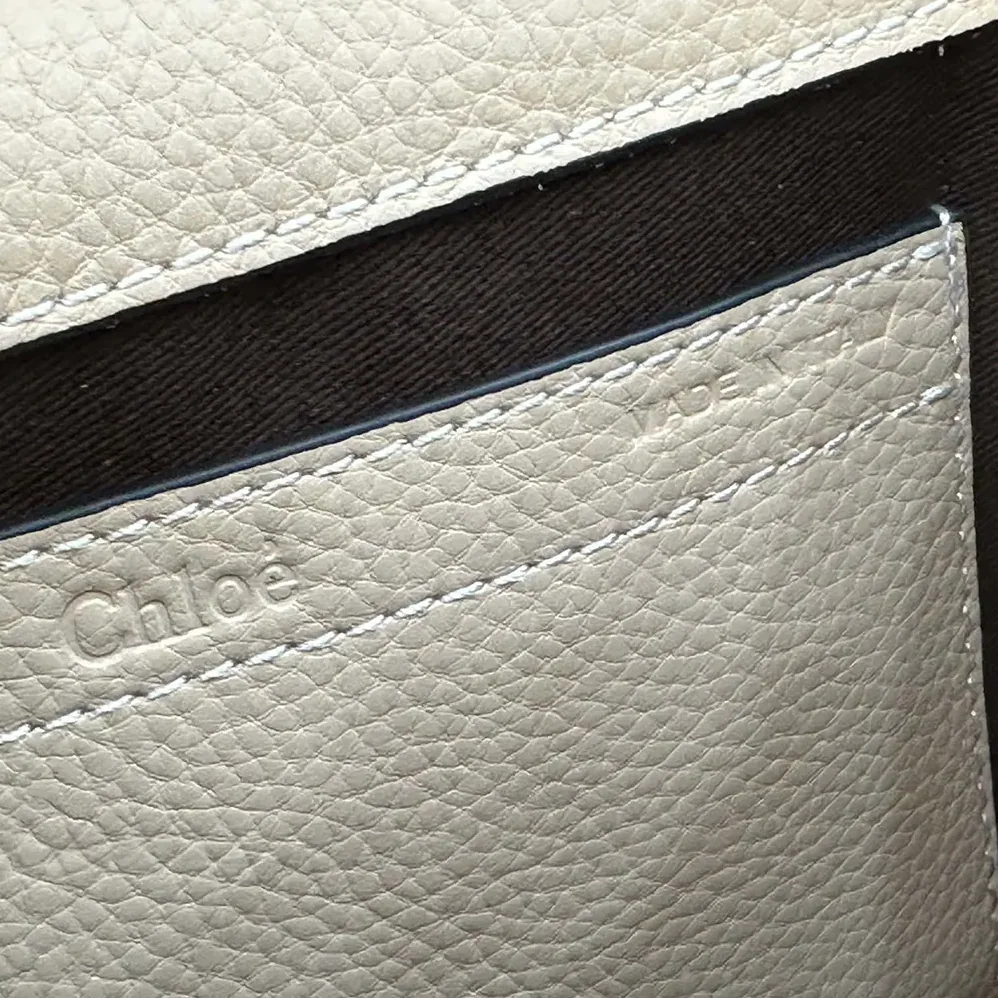 Chloe Marcie Saddle Bag is Crafted Leather for Women Chloe Marcie Saddle Bag is Crafted Leather for Women