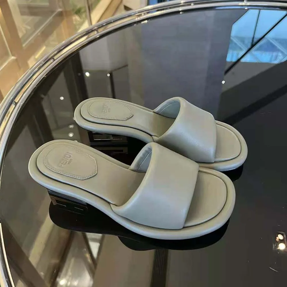 Fendi Baguette Green Nappa Leather Slides for Women Fendi Baguette Green Nappa Leather Slides for Women
