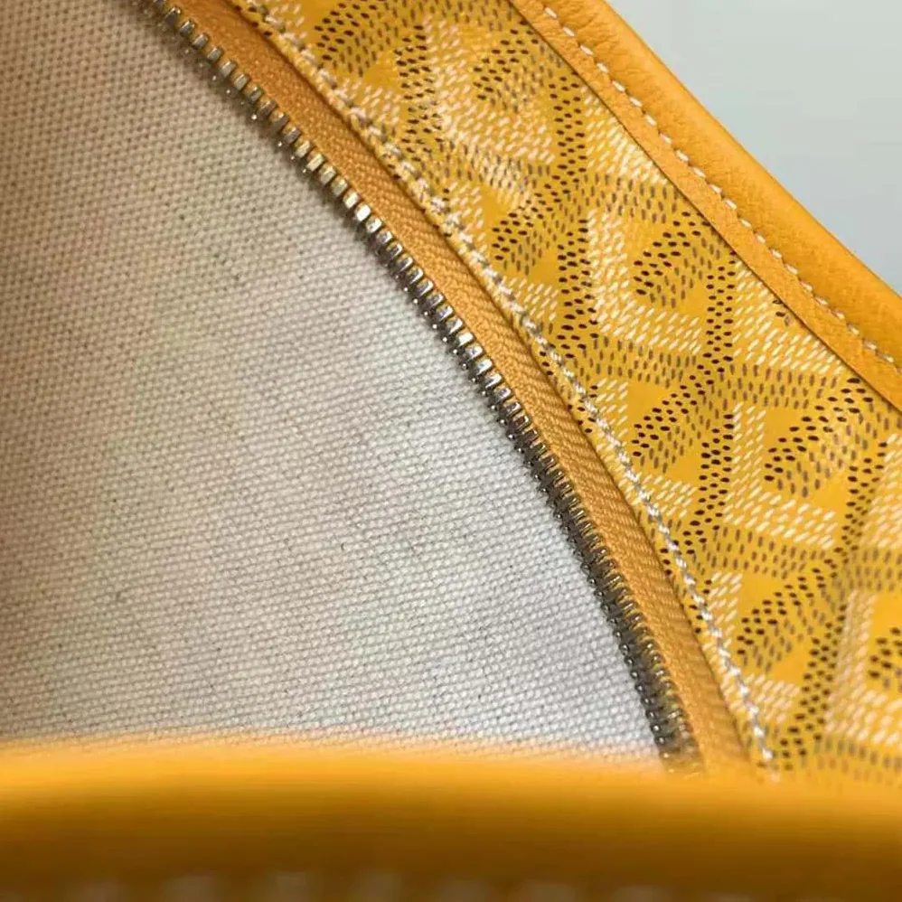 Goyard Bohème Hobo Bag for Unisex in Yellow Goyard Bohème Hobo Bag for Unisex in Yellow