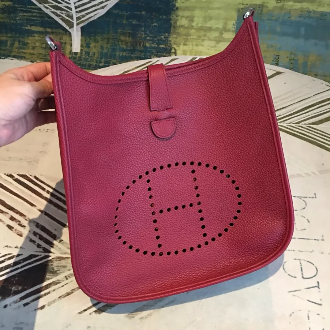 Hermes Evelyne III PM Bag Burgundy Silver Toned Hardware /11.4 Hermes Evelyne III PM Bag Burgundy Silver Toned Hardware /11.4