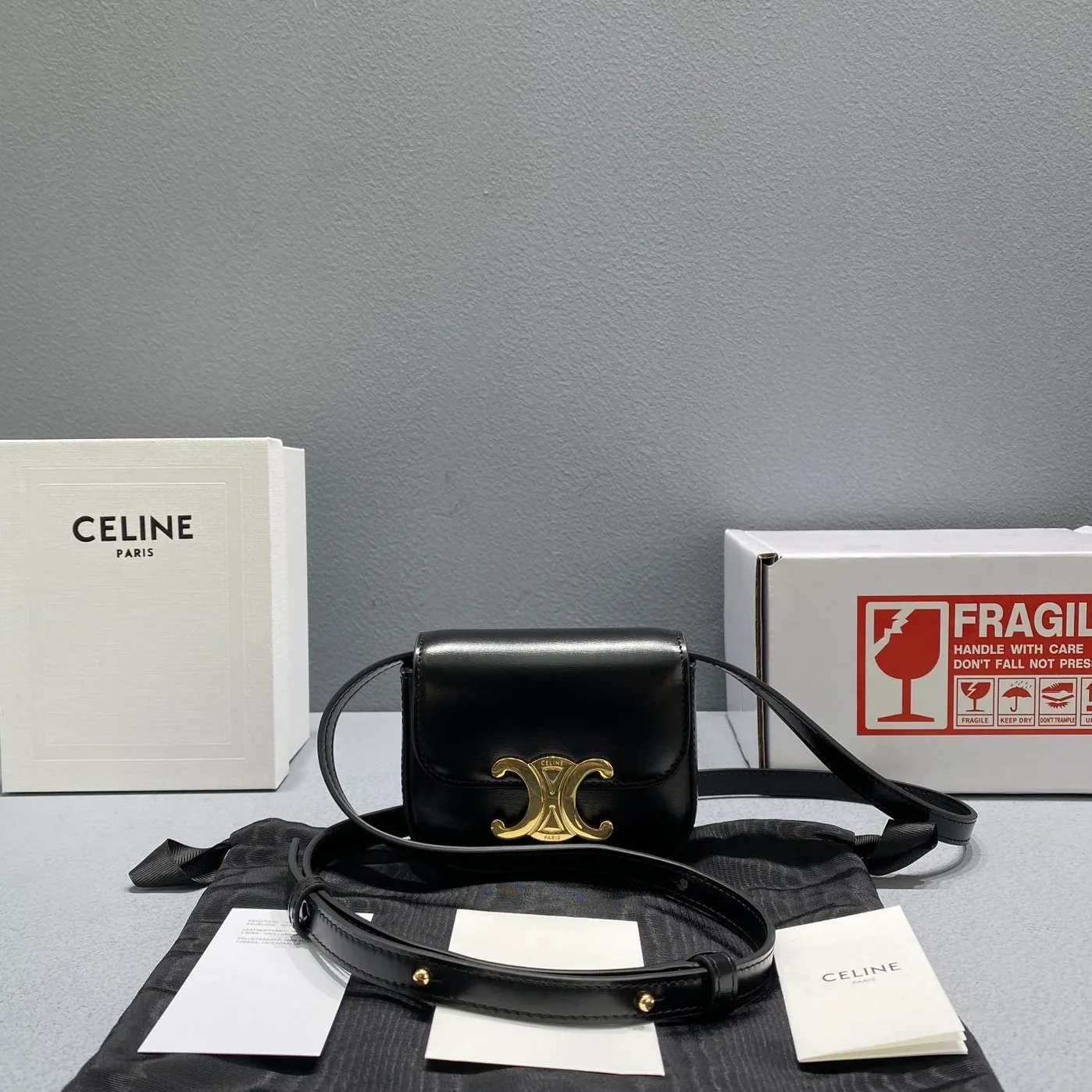 Celine Teen Triomphe Bag Black / .38NO Celine Teen Triomphe Bag Black / .38NO