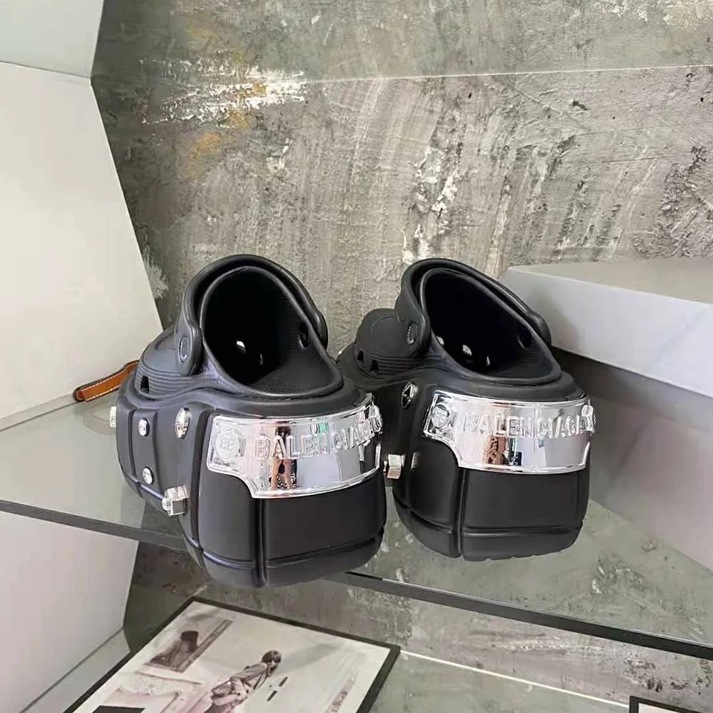 Balenciaga HardCrocs Sandal in Black Rubber for Women Balenciaga HardCrocs Sandal in Black Rubber for Women