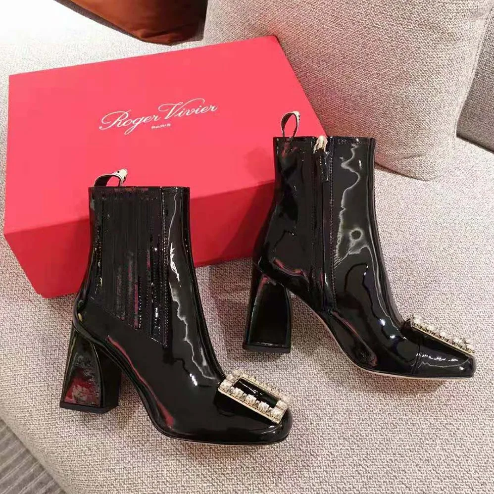 Roger Vivier Tres Vivier Strass Buckle Chelsea Booties in Patent Leather in 8.5cm Heel for Women