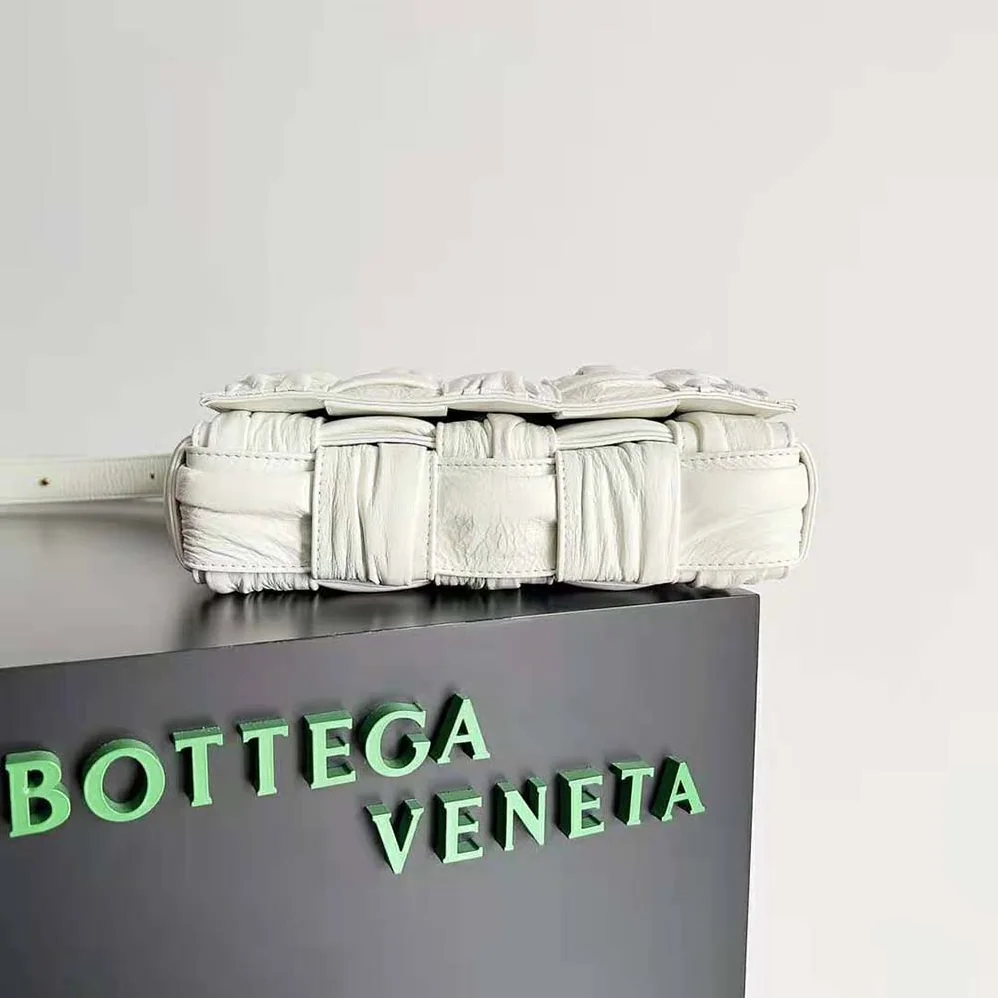 Bottega Veneta Cassette Foulard Intreccio Leather Cross for Women in Body Bag