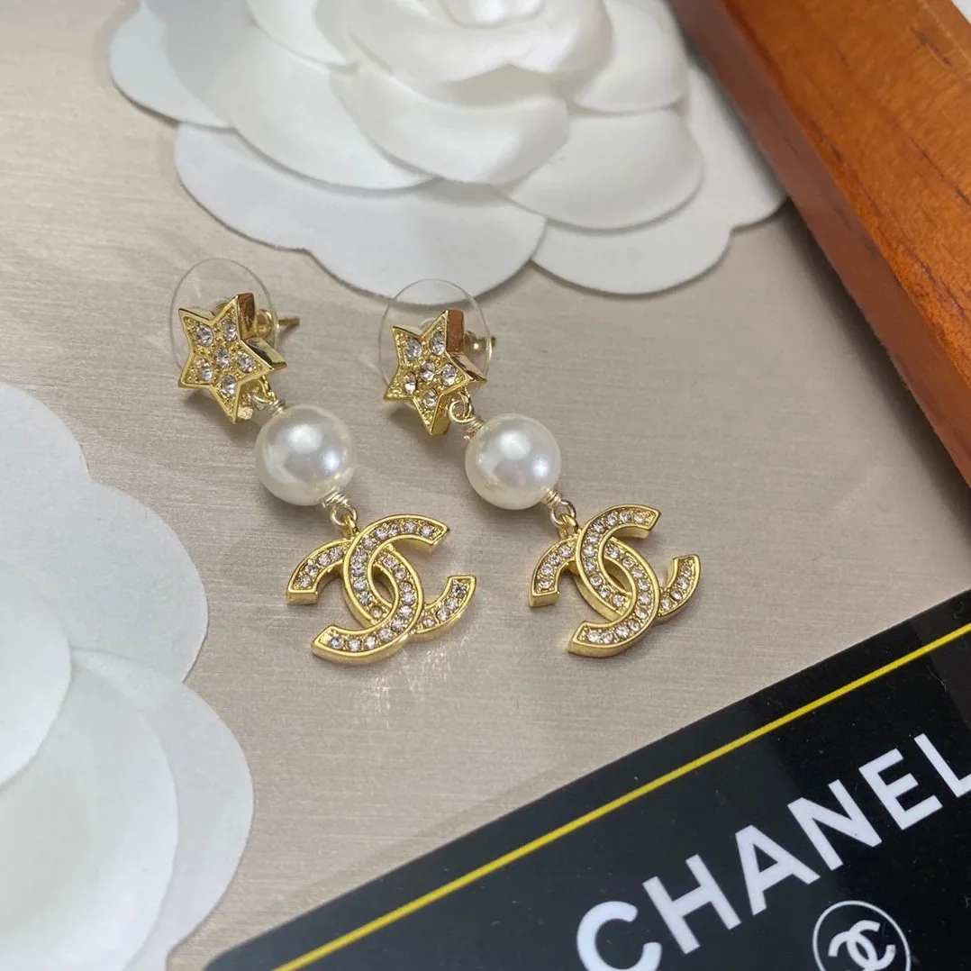 Chanel Star Earrings Gold Chanel Star Earrings Gold