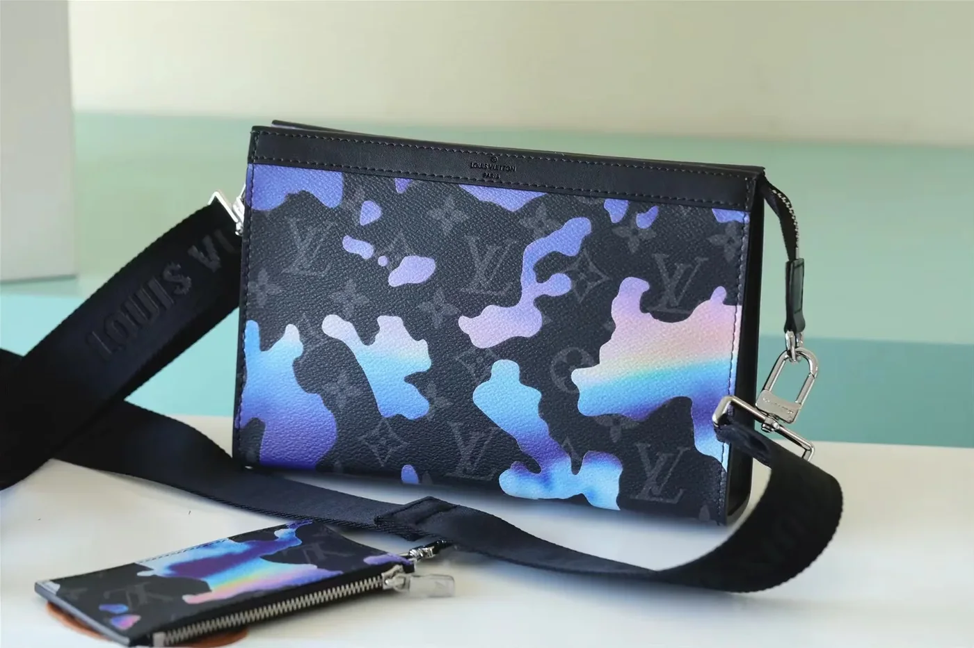 Gaston Wearable Wallet Bag Shouder Bags Black /