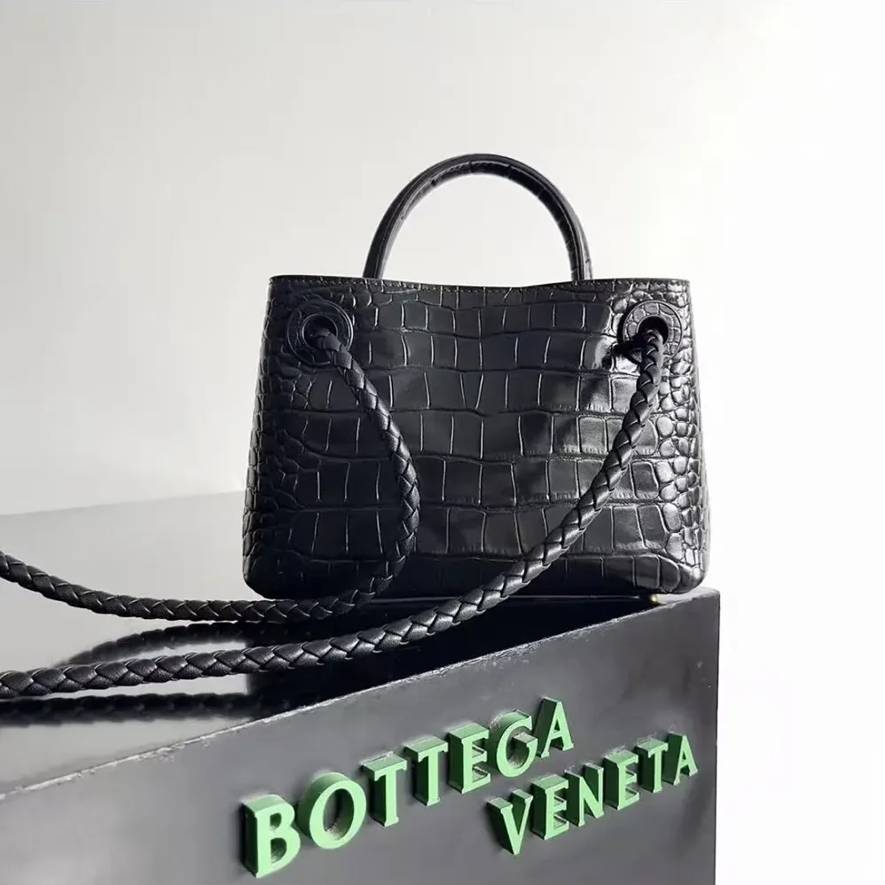 Bottega Veneta Small Andiamo Crocodile Leather Top Handle Bag for Women in Black Bottega Veneta Small Andiamo Crocodile Leather Top Handle Bag for Women in Black