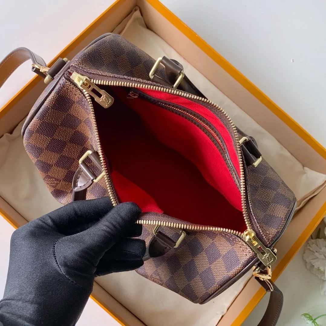 Louis Vuitton Speedy Bandouliere 25 Top Handle Bag in Brown Gold Hardware