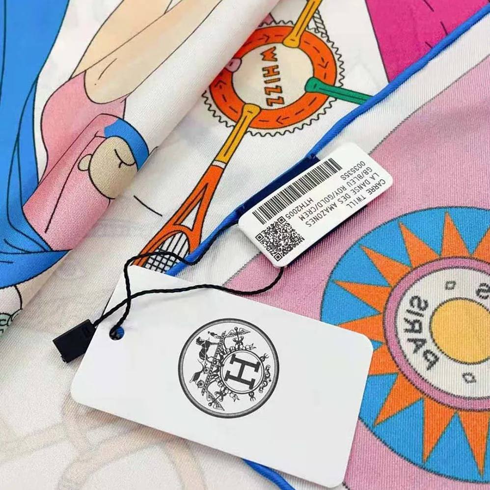 Hermes Tea for Two Scarf 90 in Silk Twill with Hand-Rolled Edges for Women in Pink Hermes Tea for Two Scarf 90 in Silk Twill with Hand-Rolled Edges for Women in Pink