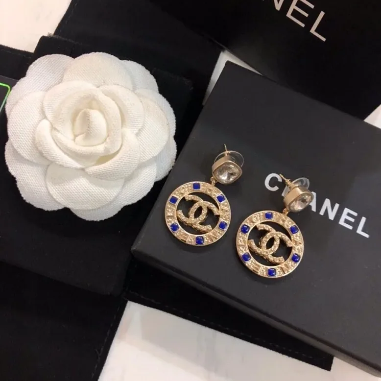 Chanel Small Dark Blue Stone Earrings Gold Tone Chanel Small Dark Blue Stone Earrings Gold Tone