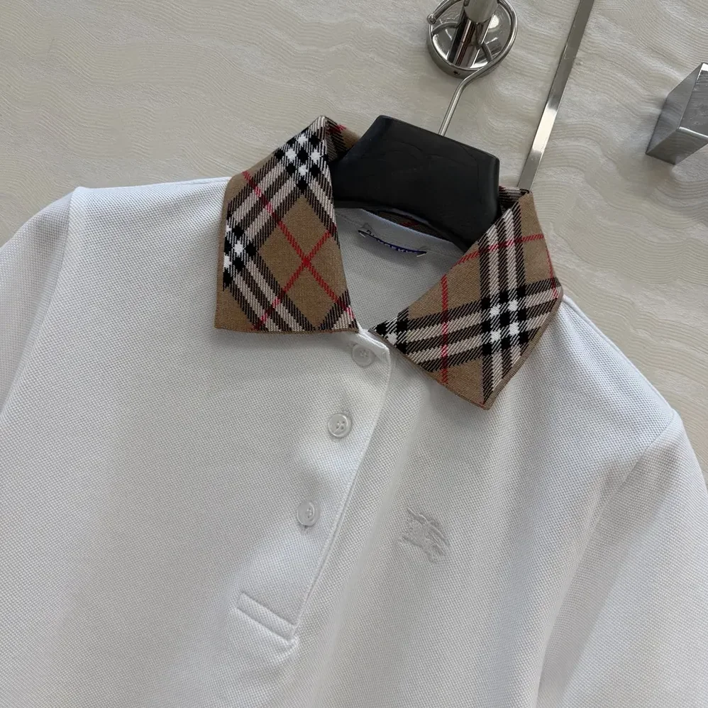 Burberry Check Collar Cotton Polo Shirt for Women in White Burberry Check Collar Cotton Polo Shirt for Women in White