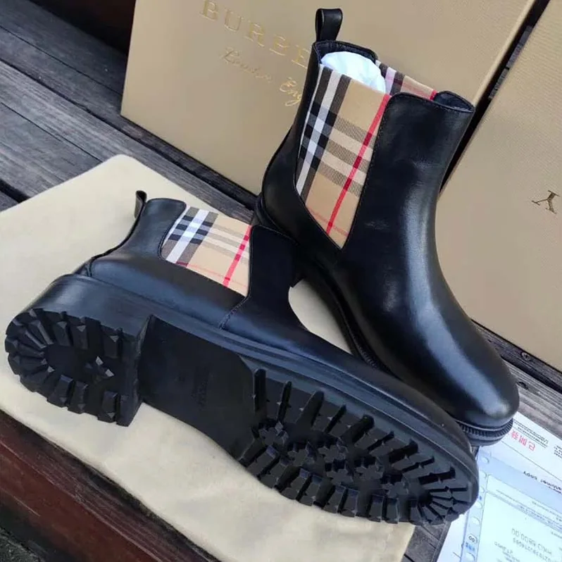 Burberry Vintage Check Detail Leather Chelsea Boots for Women in Black Burberry Vintage Check Detail Leather Chelsea Boots for Women in Black