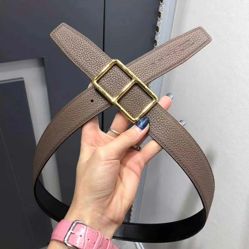 Hermes Officier Belt Buckle & Reversible Leather Strap 38 mm for Men in Black Hermes Officier Belt Buckle & Reversible Leather Strap 38 mm for Men in Black