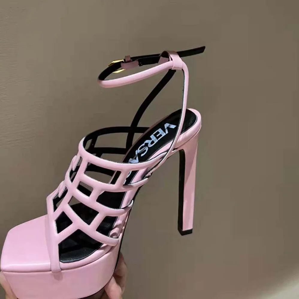 Versace Greca Maze Sandals in 15cm Heel Height for Women in Pink Versace Greca Maze Sandals in 15cm Heel Height for Women in Pink