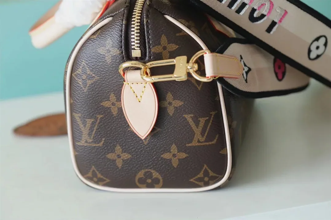 Louis Vuitton Speedy Bandouliere 20 Top Handle Bag / Black Monogram Canvas Gold Hardware