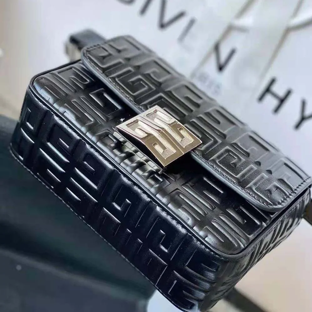 Givenchy Small 4g Bag in 4g Patent Leather for Women in Black