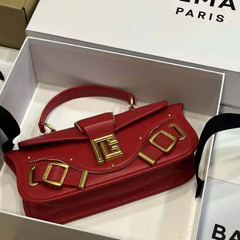 Balmain Blaze Clutch Bag in Smooth Leather for Women in Red Balmain Blaze Clutch Bag in Smooth Leather for Women in Red