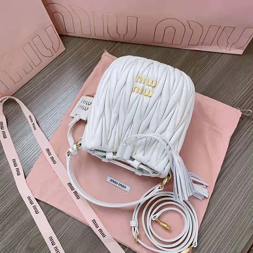 Miu Miu Matelassé Nappa Leather Bucket Bag for Women in White Miu Miu Matelassé Nappa Leather Bucket Bag for Women in White
