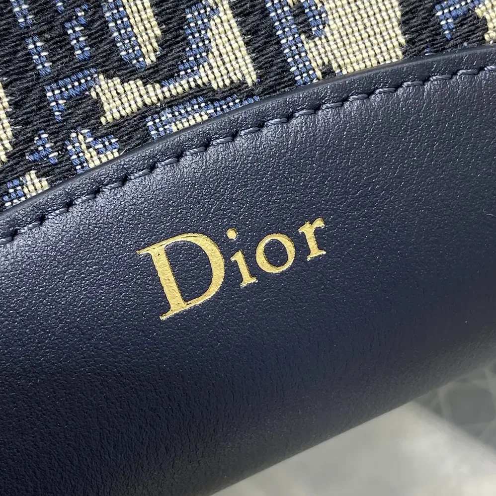 Dior Medium Dior Médaillon Bucket Bag Blue Dior Oblique Jacquard for Women Dior Medium Dior Médaillon Bucket Bag Blue Dior Oblique Jacquard for Women