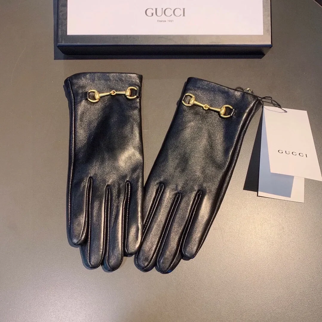 Gucci Gloves With Hoursebit In Black