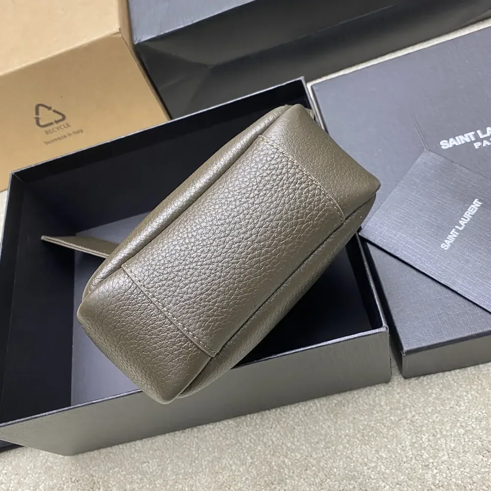 Saint Laurent YSL Le 5 à 7 Supple Baby in Grained Leather for Women in Dark Green