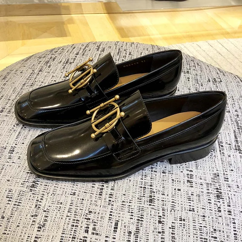 Dior “Diordirection” Loafer in Black Glazed Calfskin 20mm Heel for Women Dior “Diordirection” Loafer in Black Glazed Calfskin 20mm Heel for Women
