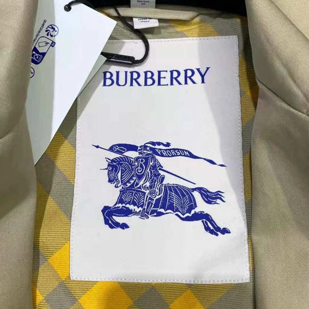 Burberry Long Castleford Trench Coat for Men in Beige Burberry Long Castleford Trench Coat for Men in Beige