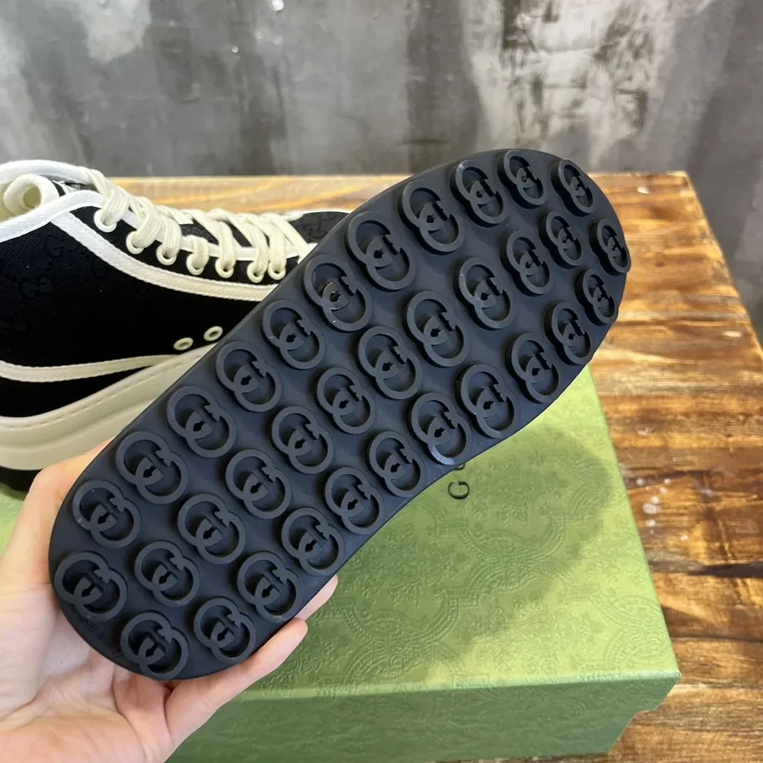 Gucci Chunky Sneaker Black Gucci Chunky Sneaker Black