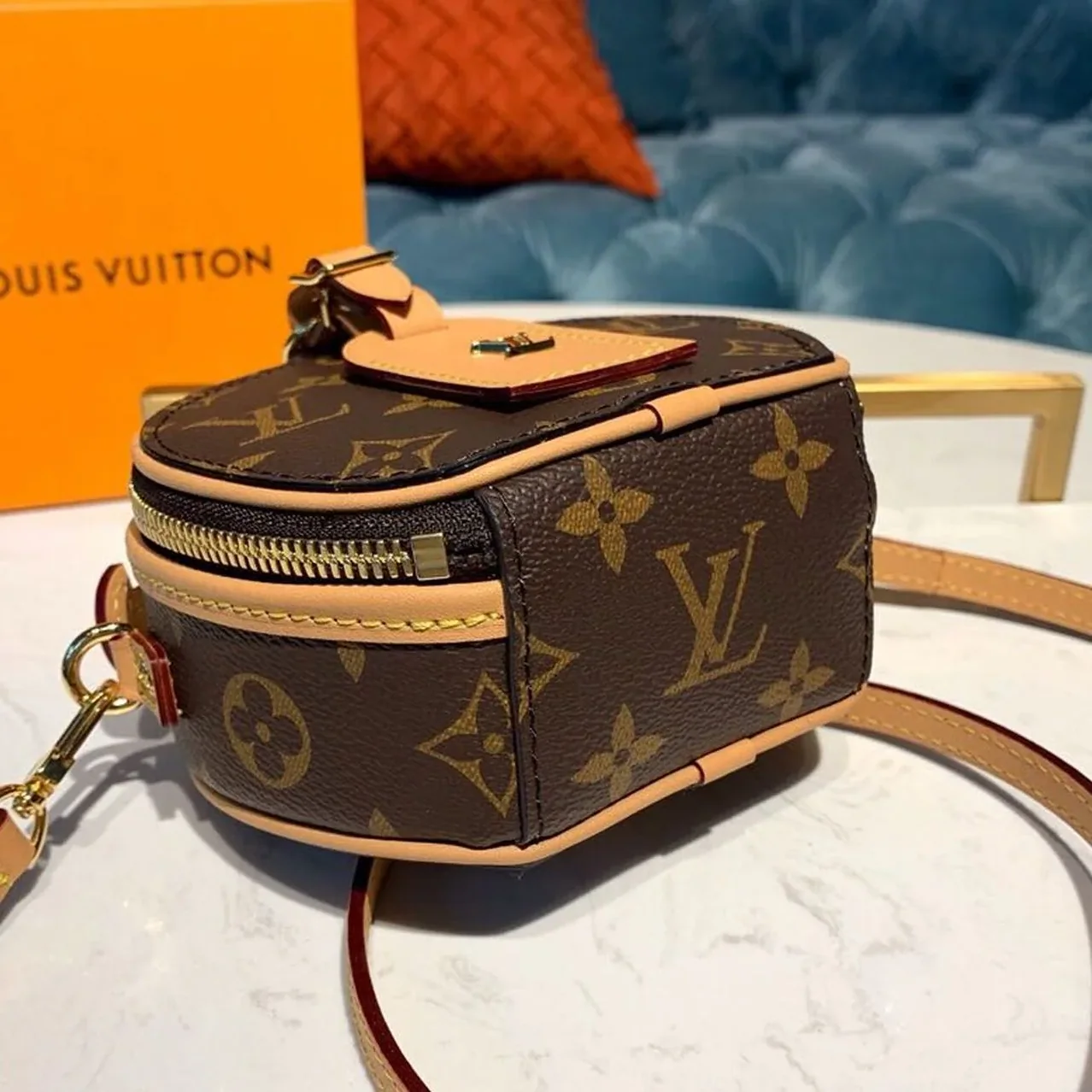 Louis Vuitton Mini Boite Chapeau Monogram Canvas Louis Vuitton Mini Boite Chapeau Monogram Canvas