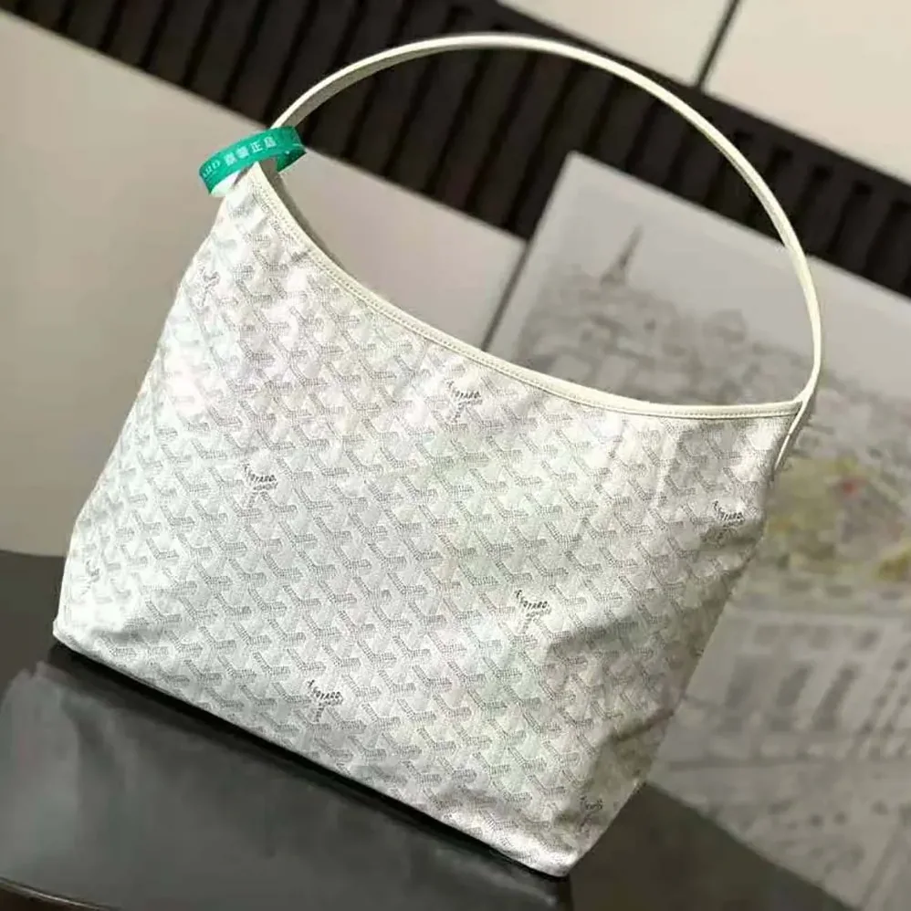 Goyard Bohème Hobo Bag for Unisex in White Goyard Bohème Hobo Bag for Unisex in White