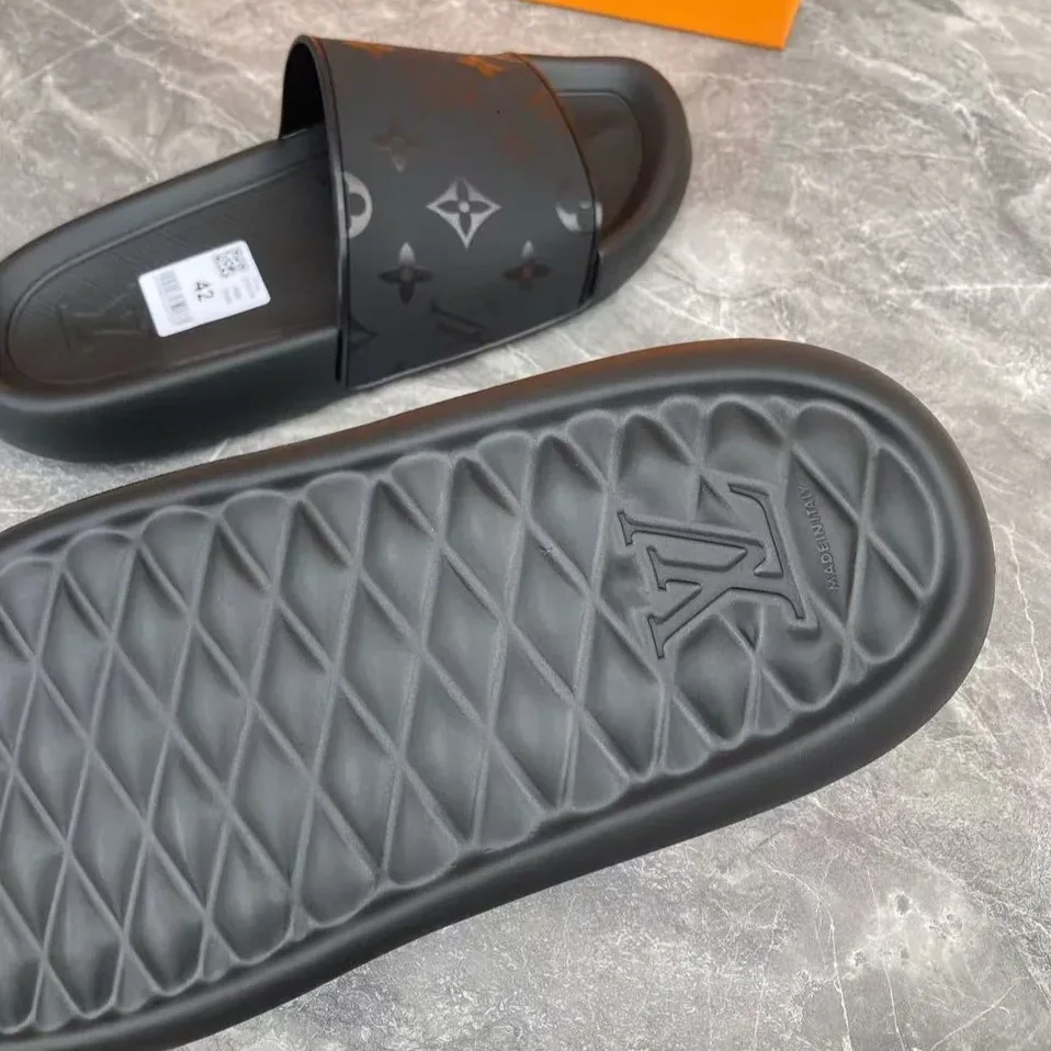 Louis Vuitton Waterfront Mule Black Louis Vuitton Waterfront Mule Black