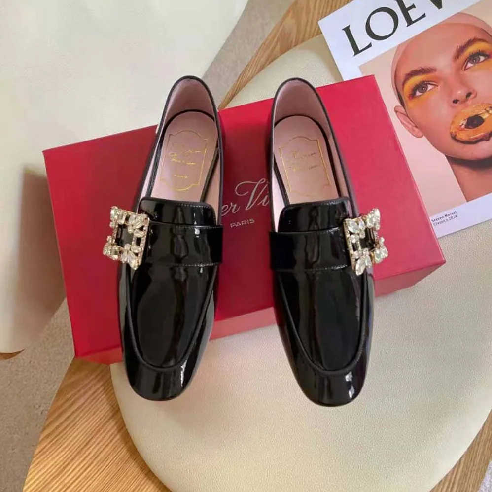 Roger Vivier Mini Broche Vivier Buckle Loafers in Patent Leather for Women in Black Roger Vivier Mini Broche Vivier Buckle Loafers in Patent Leather for Women in Black
