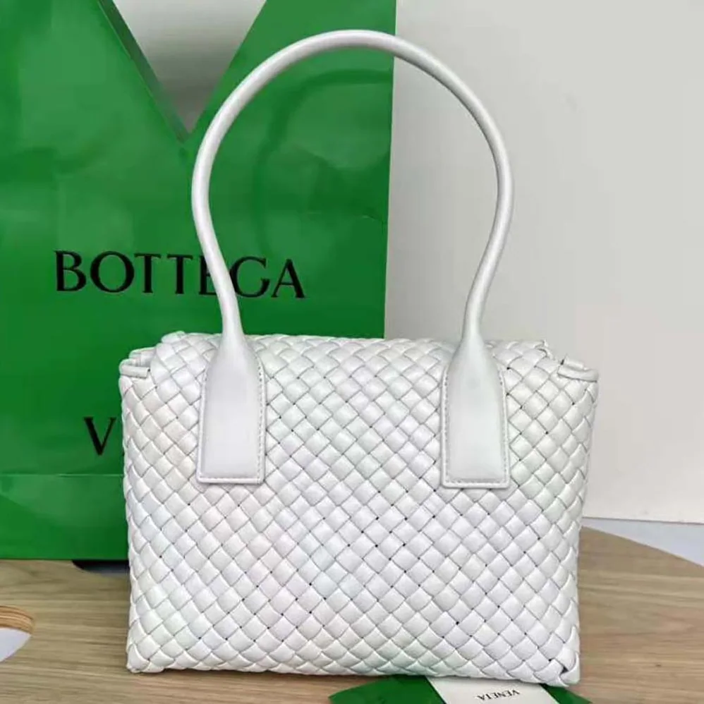 Bottega Veneta Patti Top Handle Bag in Lambskin for Women in White Bottega Veneta Patti Top Handle Bag in Lambskin for Women in White