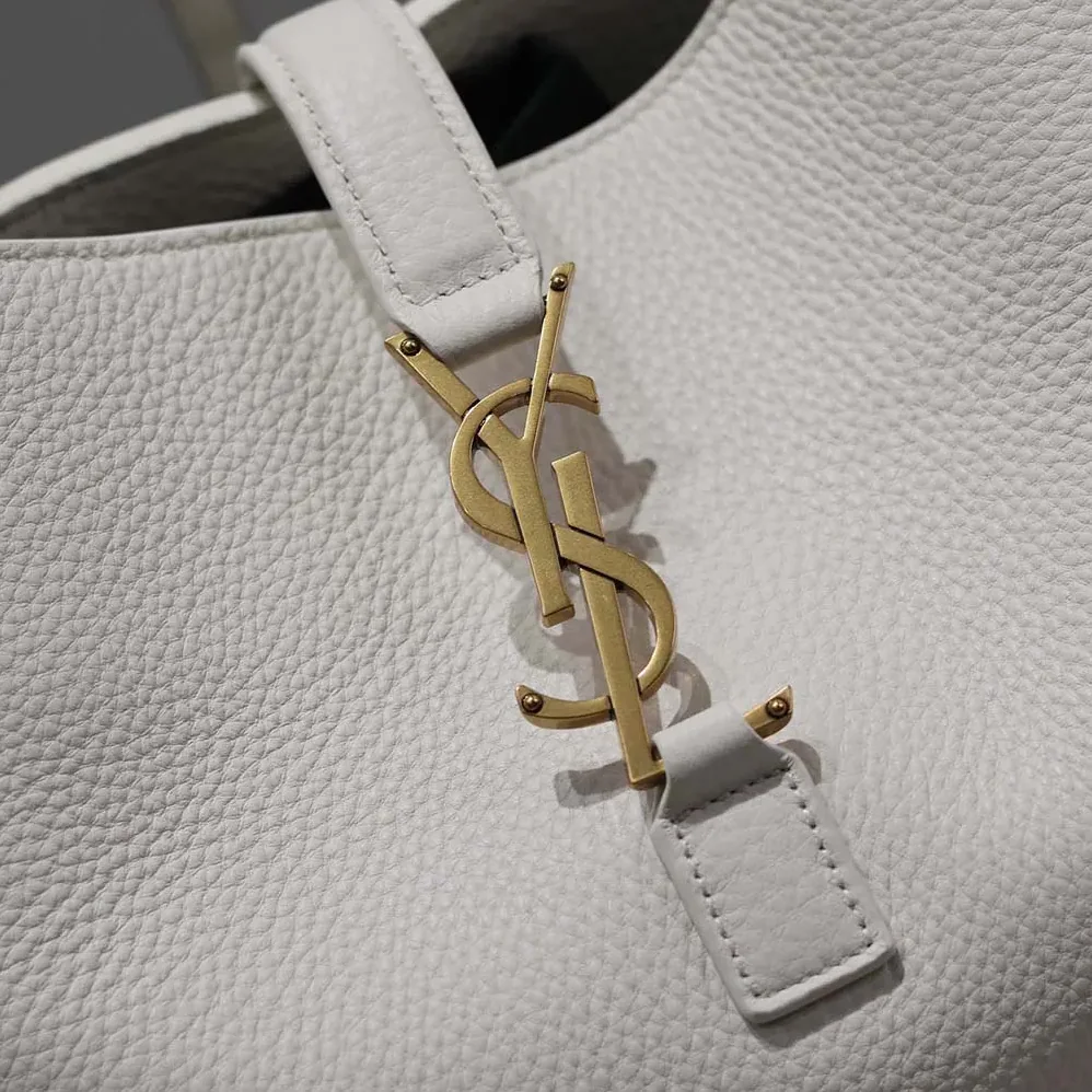 Saint Laurent YSL Le 5 à 7 Bea in Grained Leather for Women in White Saint Laurent YSL Le 5 à 7 Bea in Grained Leather for Women in White