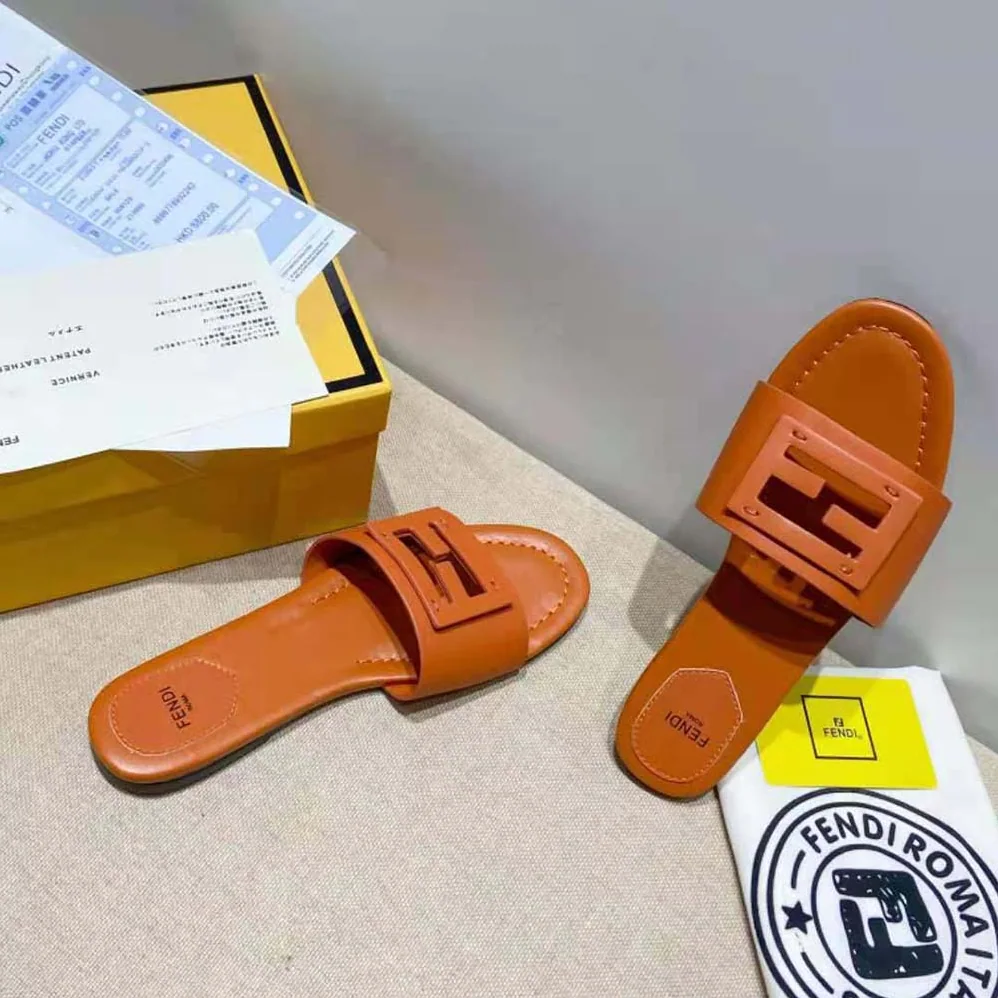 Fendi Signature Brown Leather Slides in 0.4 inches Heel Height for Women