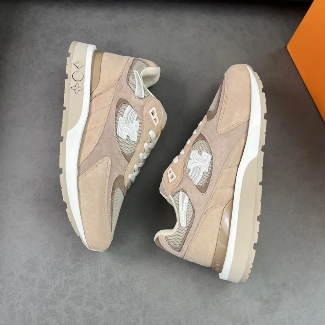 Louis Vuitton Run Away Sneaker Beige LV 1AA6N9 Louis Vuitton Run Away Sneaker Beige LV 1AA6N9
