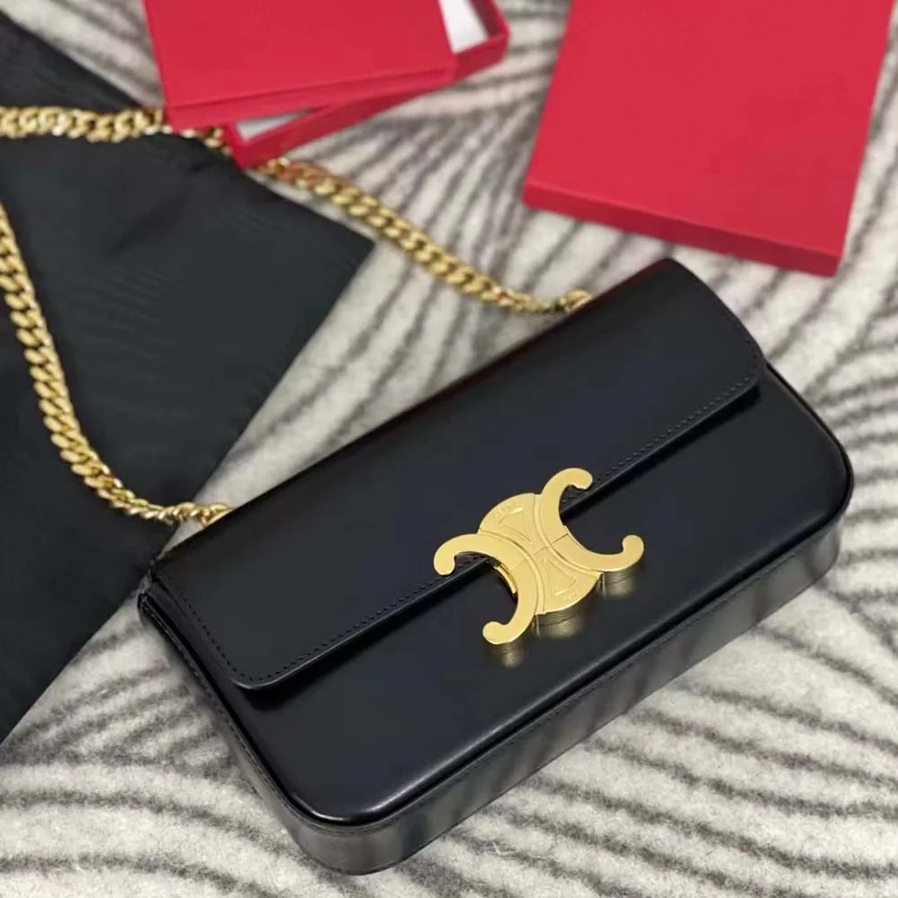Celine Chain Shoulder Bag Triomphe in Shiny Calfskin for Women in Black