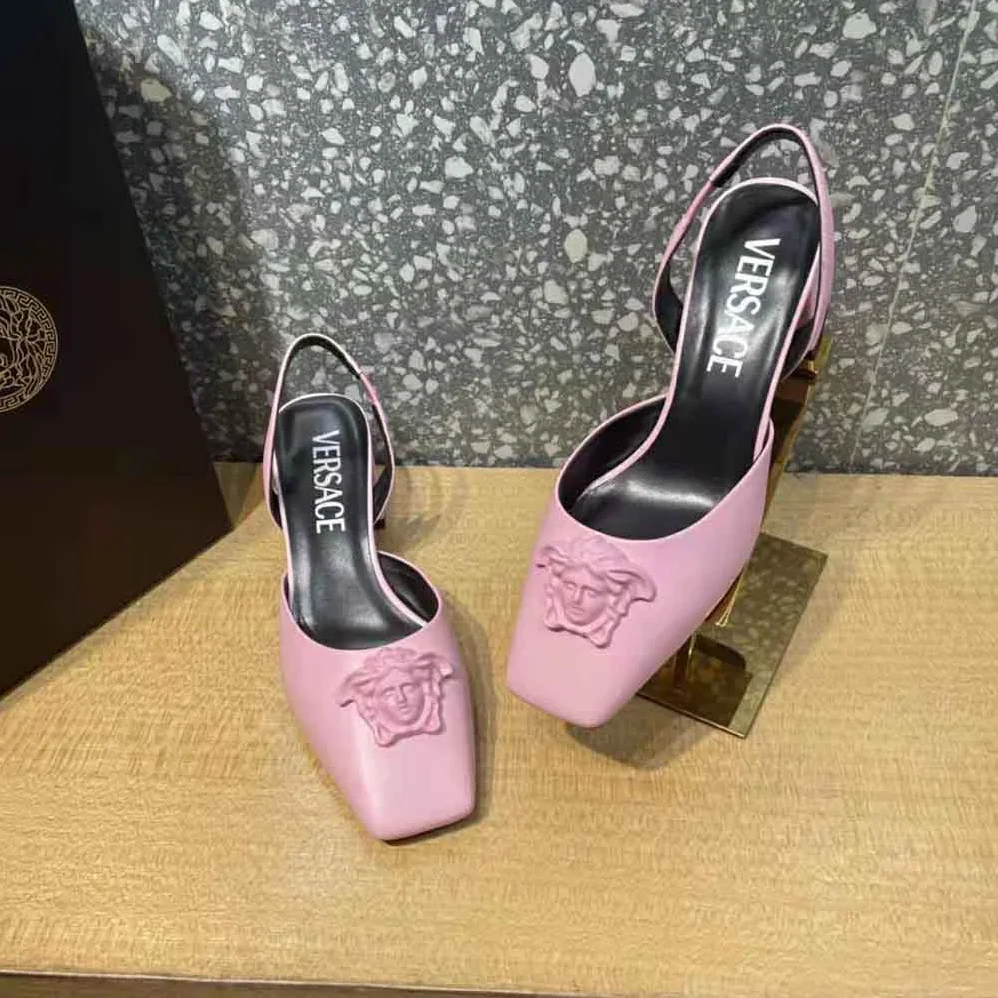 Versace La Medusa Leather Sling-Back Pumps for Women in Pink Versace La Medusa Leather Sling-Back Pumps for Women in Pink