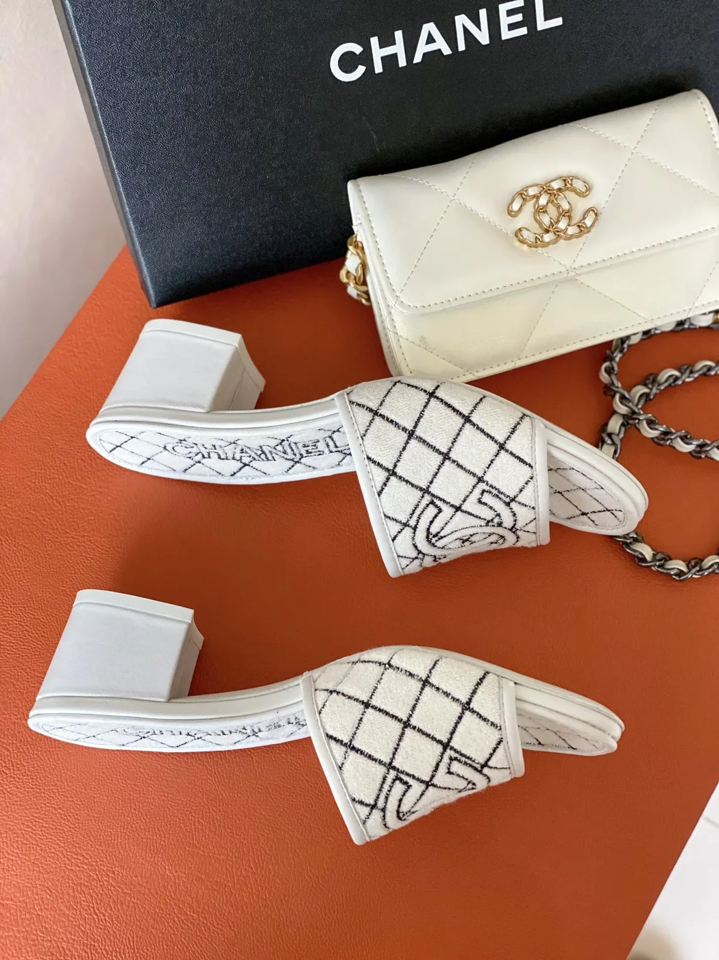 Chanel Sandals White / Chanel Sandals White /