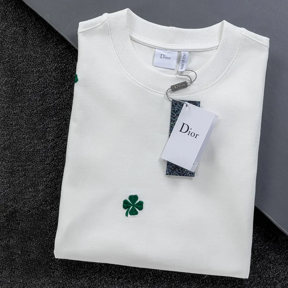 Dior T-Shirt with Dior Clover Embroidery Relaxed Fit White Cotton Jersey for Women Dior T-Shirt with Dior Clover Embroidery Relaxed Fit White Cotton Jersey for Women