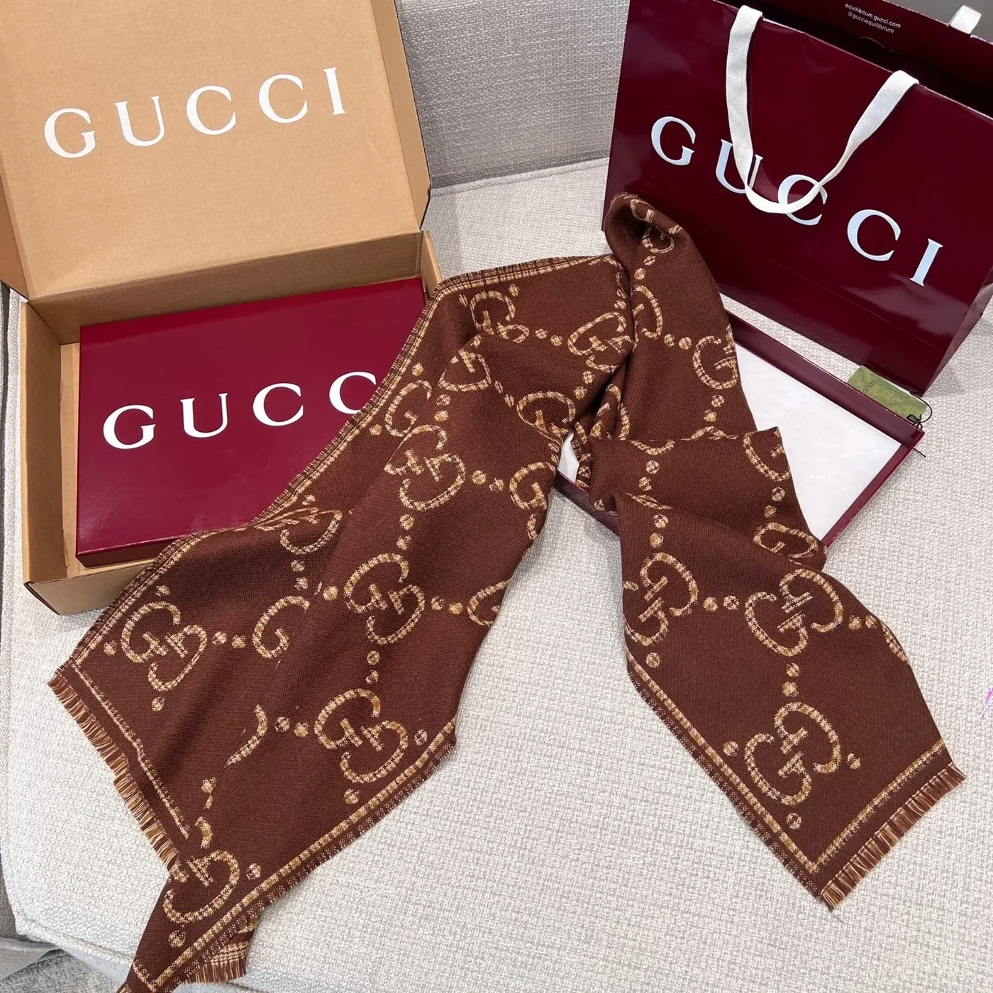 Gucci GG Scarf Brown And Beige /