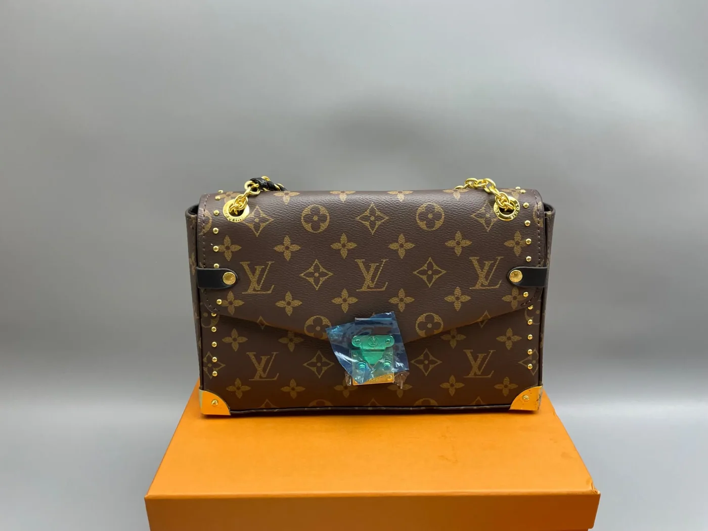 Louis Vuitton Trunkie Bag Monogram /