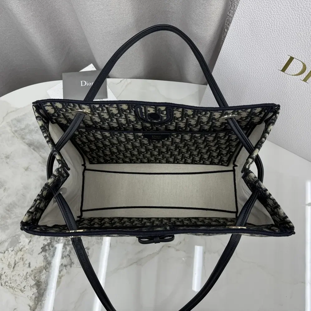 Dior Medium Shopping Bag Blue Dior Oblique Jacquard for Women