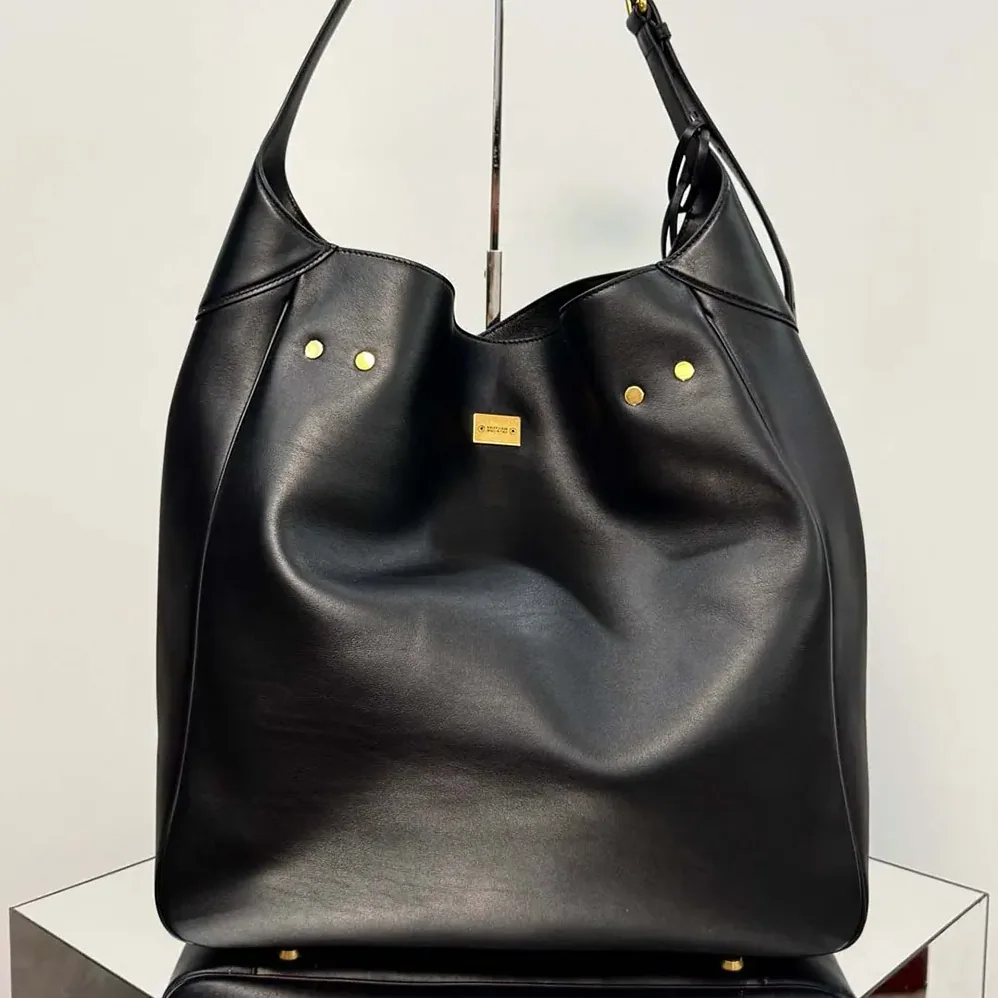 Balenciaga Bel Air Large Hobo Bag in Black Smooth Calfskin for Women Balenciaga Bel Air Large Hobo Bag in Black Smooth Calfskin for Women