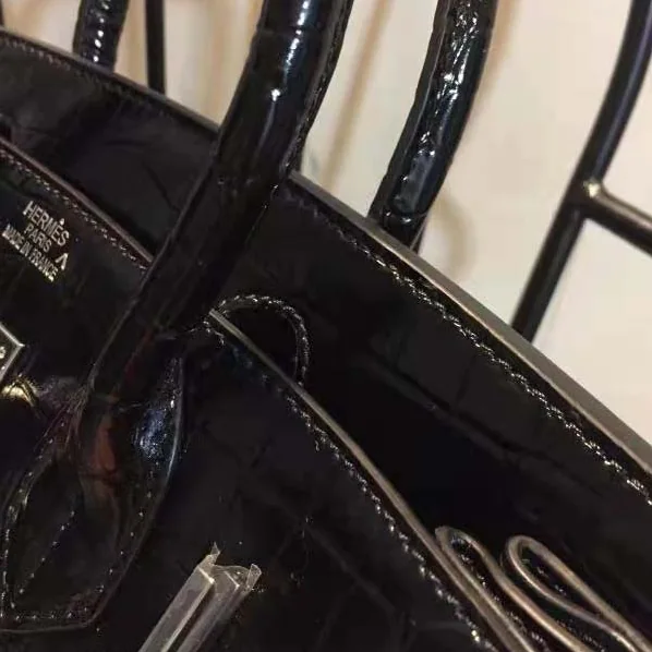 Hermes Birkin 30 Bag in Alligator Leather with Gold Hardware in Black