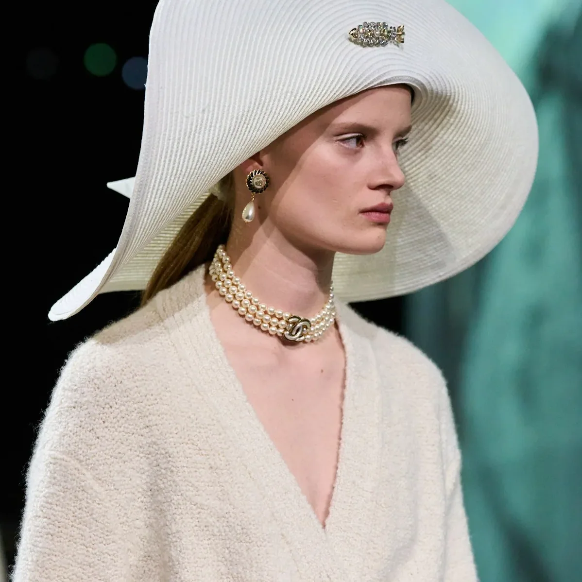 Chanel Pearl Choker ABE564 NAANF