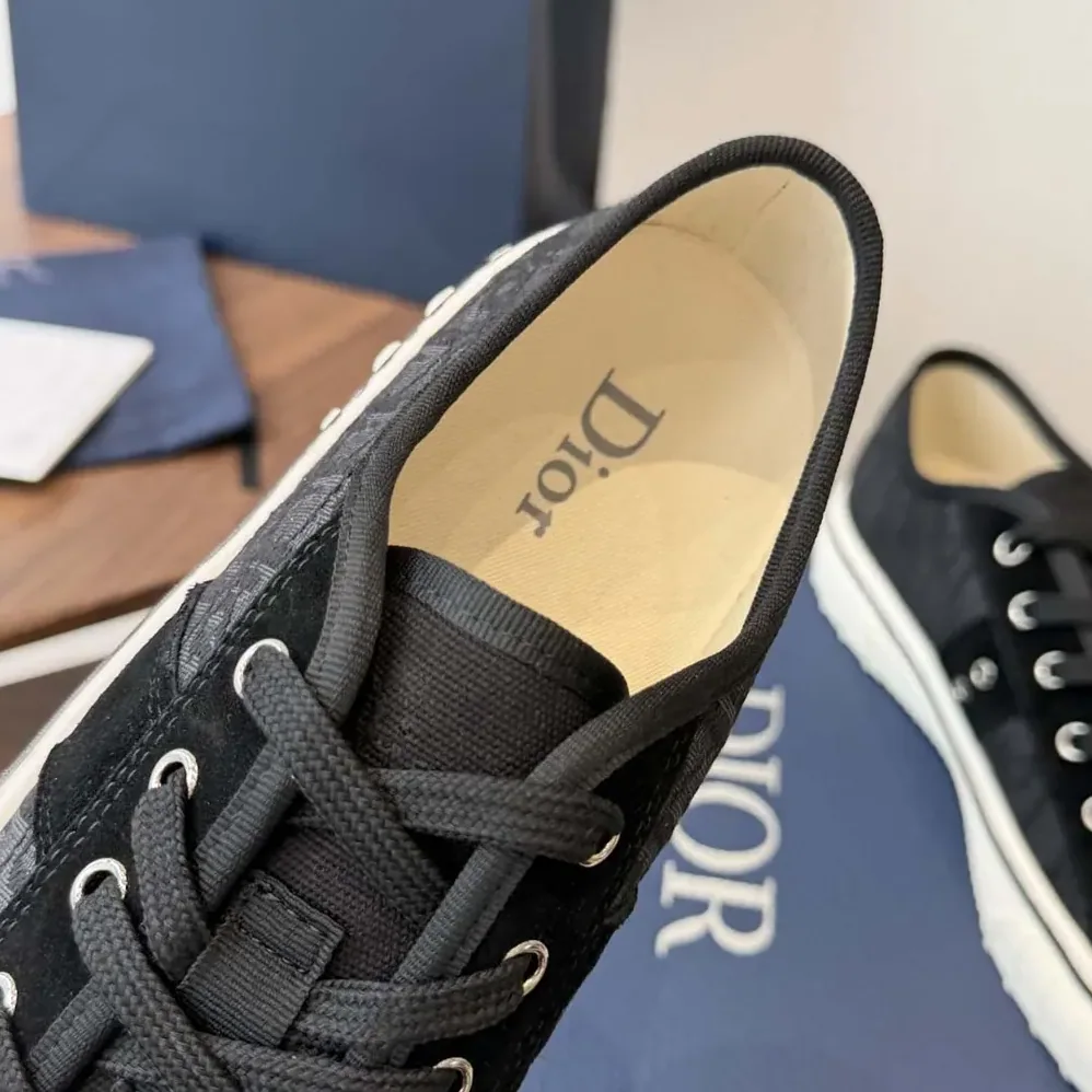 Dior Hooper Low-Top Sneaker Black Dior Oblique Jacquard and Black Suede Calfskin for Unisex