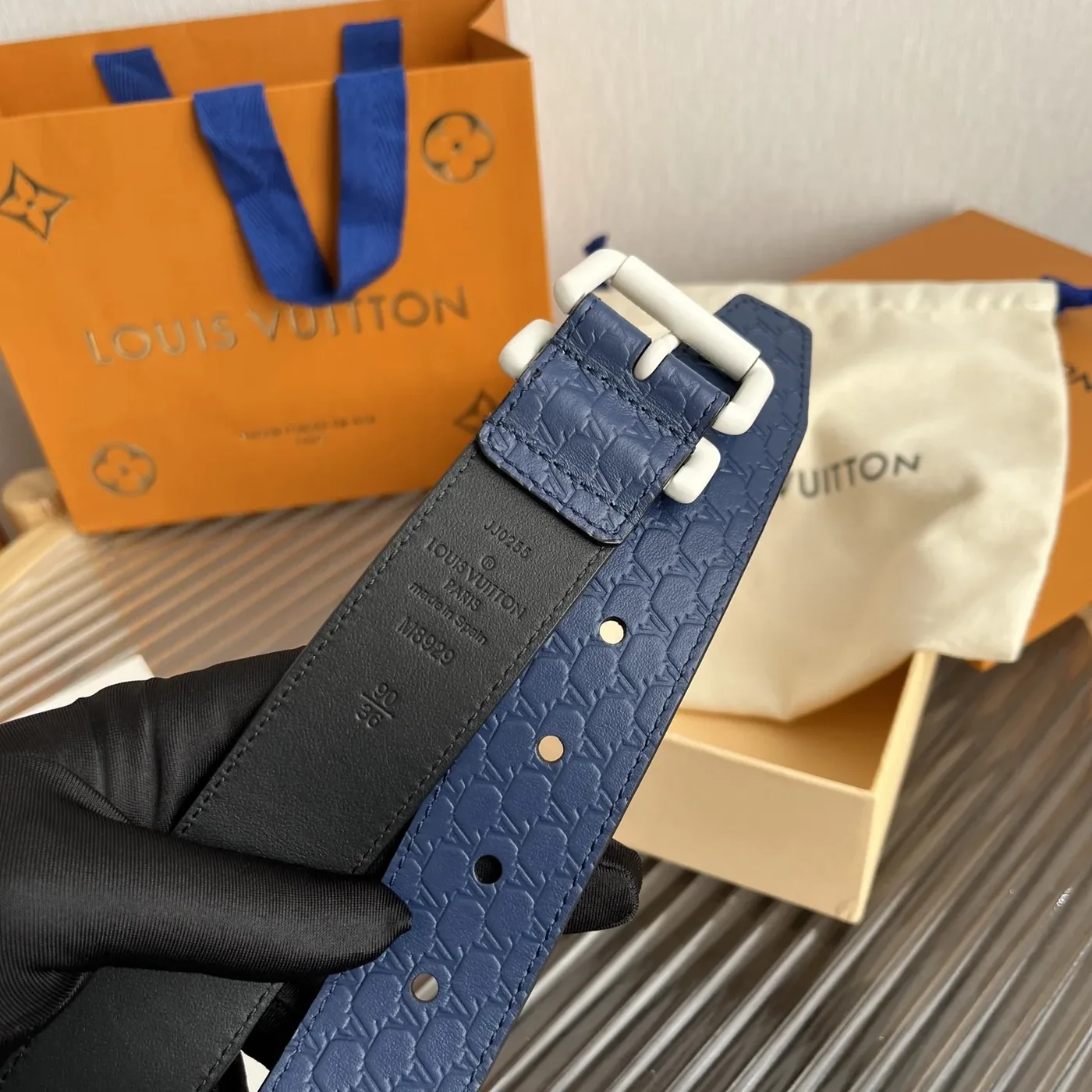 Louis Vuitton LV Initiales Embossed Belt Navy Blue With Matte White Buckle Louis Vuitton LV Initiales Embossed Belt Navy Blue With Matte White Buckle