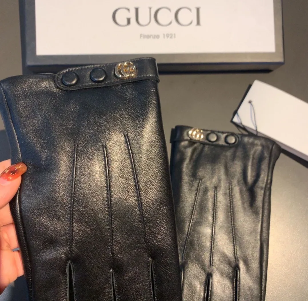 Gucci Gloves With Double G Motif In Black