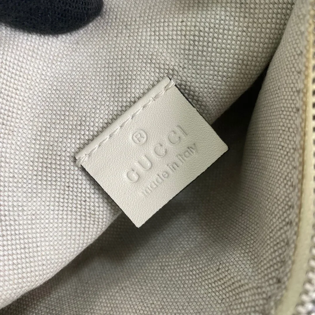 Gucci GG Embossed Belt Bag White GG Embossed / Gucci GG Embossed Belt Bag White GG Embossed /